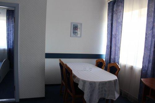 Zhovtnevyi Hotel Vinnicja Kültér fotó
