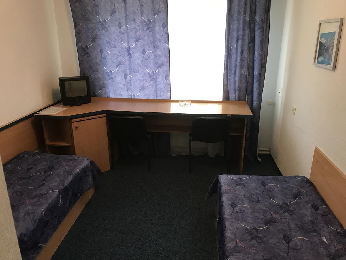 Zhovtnevyi Hotel Vinnicja Kültér fotó