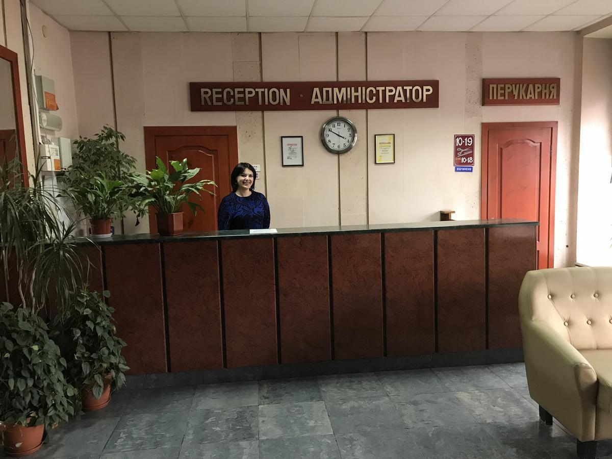 Zhovtnevyi Hotel Vinnicja Kültér fotó