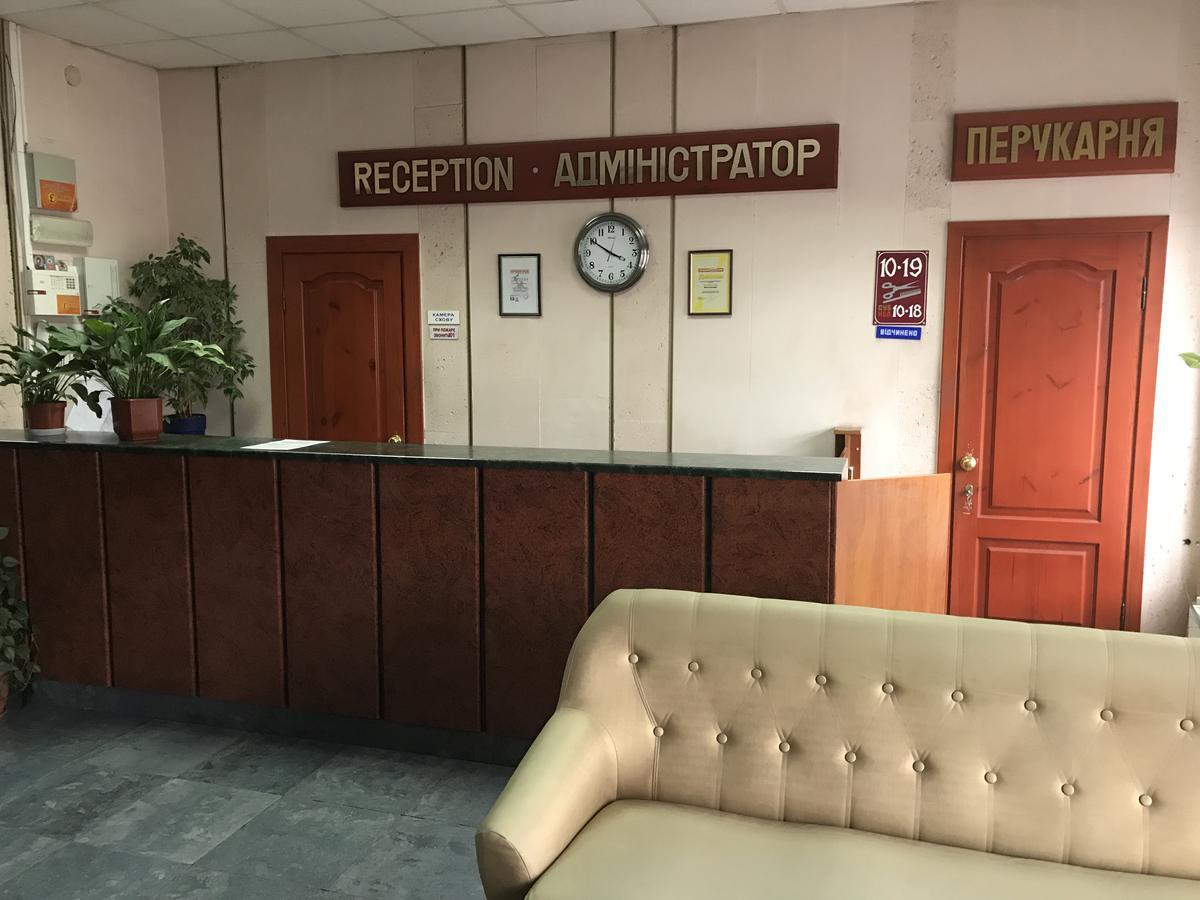Zhovtnevyi Hotel Vinnicja Kültér fotó